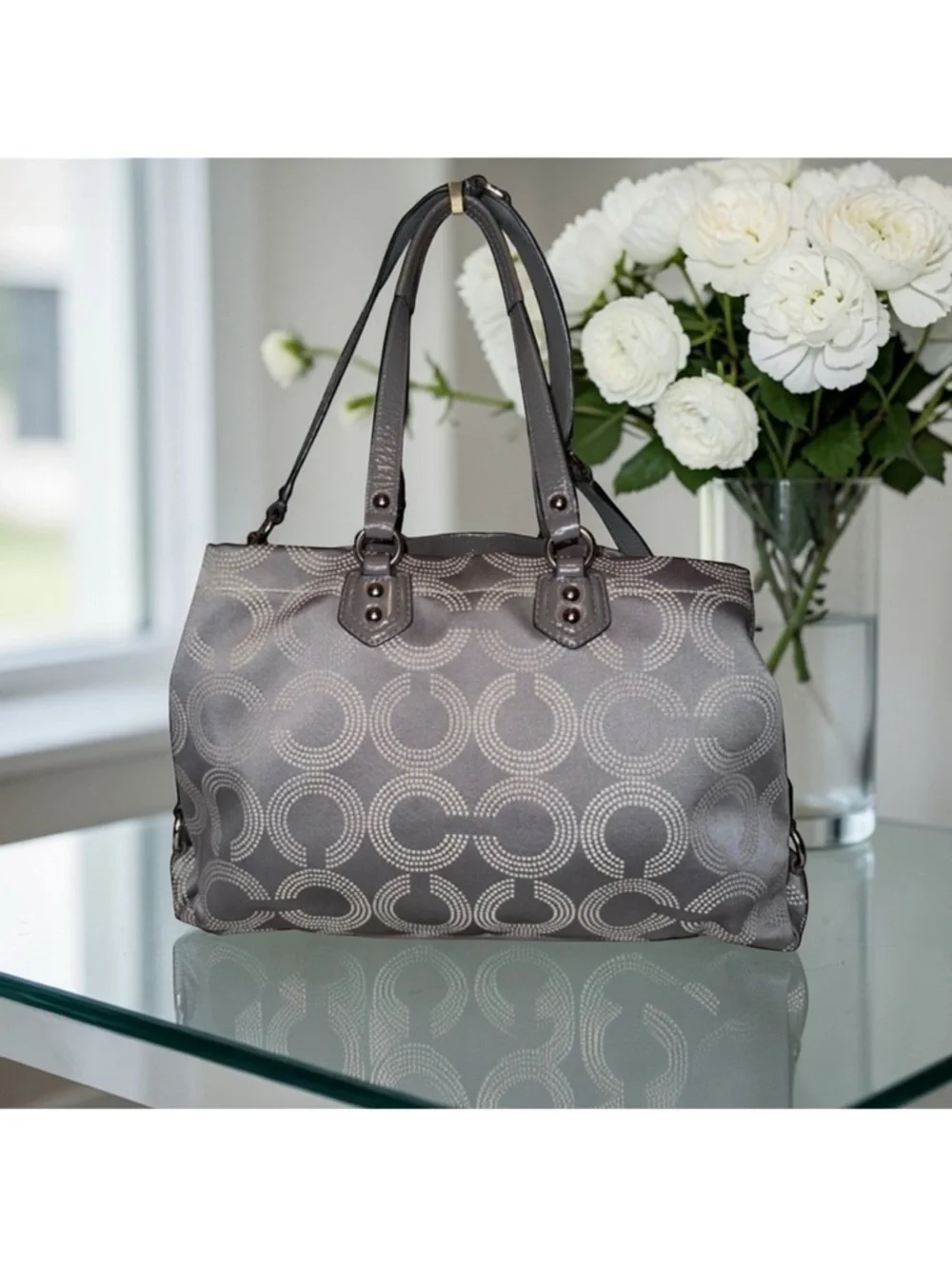 Coach Ashley Gray Dotted Op Art crossbody NWOT includes🍒 charm and bag scarf - Picture 7 of 10